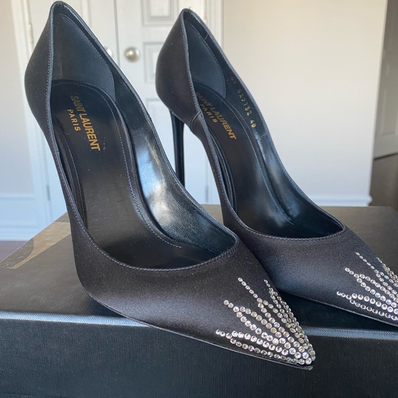 *SOLD* Gorgeous never worn Saint Laurent Black Heels with Crystal Toe. - Picture 4 of 13